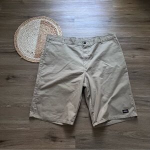 DICKIES Mens Chino Khaki Shorts